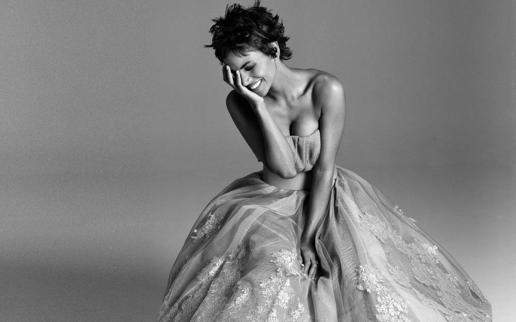 Halle Berry 2013 black and white