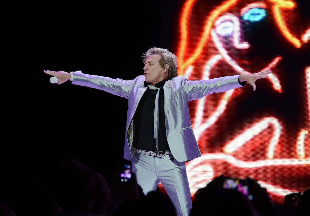 Rod Stewart performs in his residency show "Rod Stewart: The Hits” at The Colosseum at Caesars Palace. Photos: Denise Truscello/WireImage