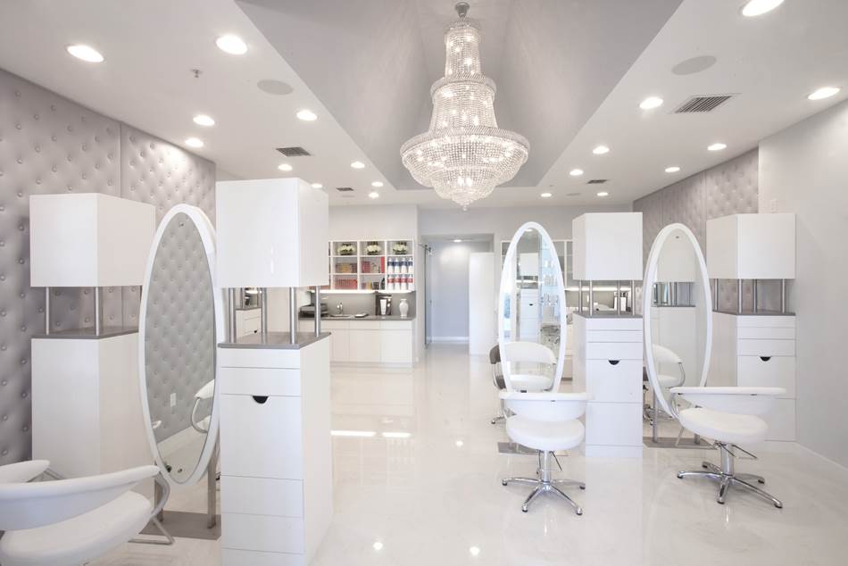 South Pointe's Danny Jelaca Wins Top Salon Award & Plans 1-Year Anniversary  Party - Haute Living