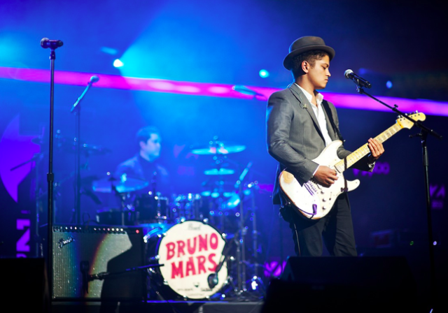 Bruno-Mars