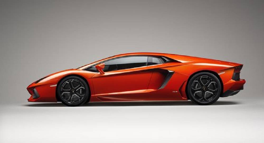 The 2014 Lamborghini Aventador will be be in the exotic showcase as well. 