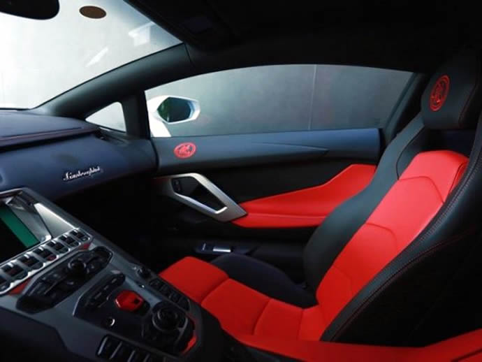 Lamborghini Aventador Jackie Chan Edition Interior