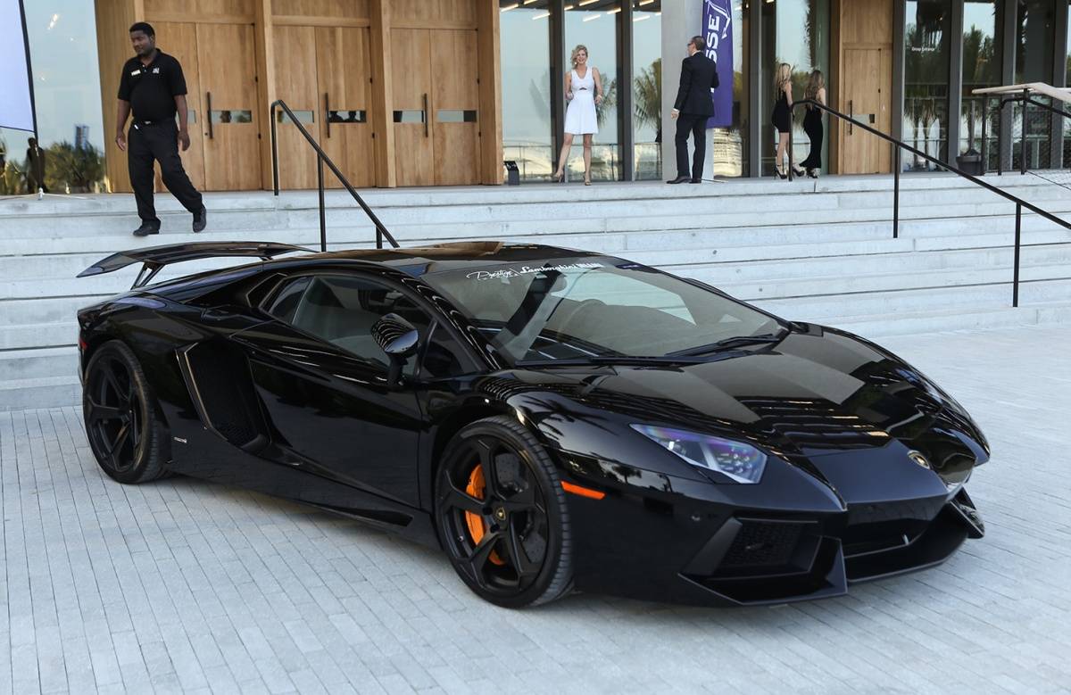 Prestige Imports Lamborghini