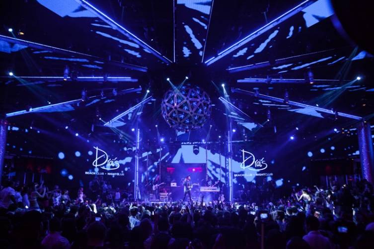 The Weeknd performs at Drai's. 