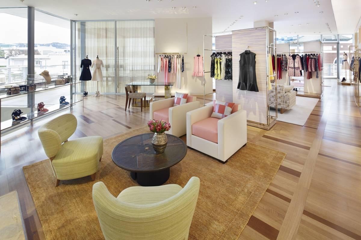 First look: Louis Vuitton London Maison - DisneyRollerGirl