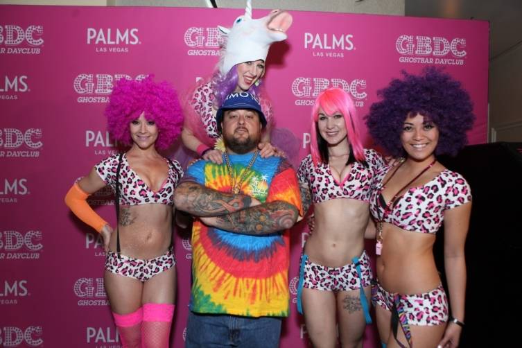 Chumlee arrives at Ghostbar Dayclub