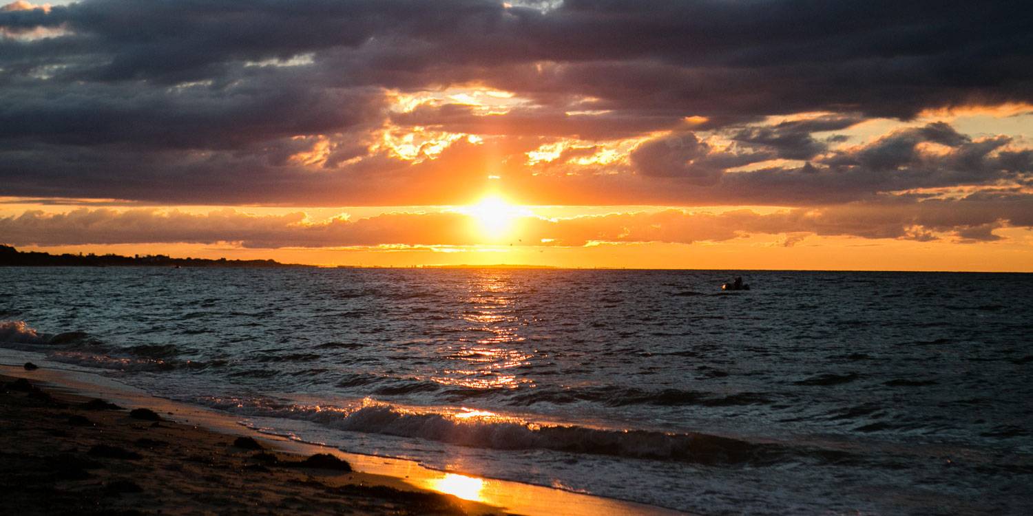 nantucket-sunset-jetties-beach