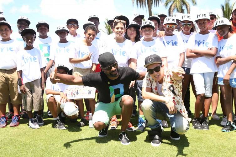 DJ Irie and Austin Mahone at the #InspIrie Golf Clinic