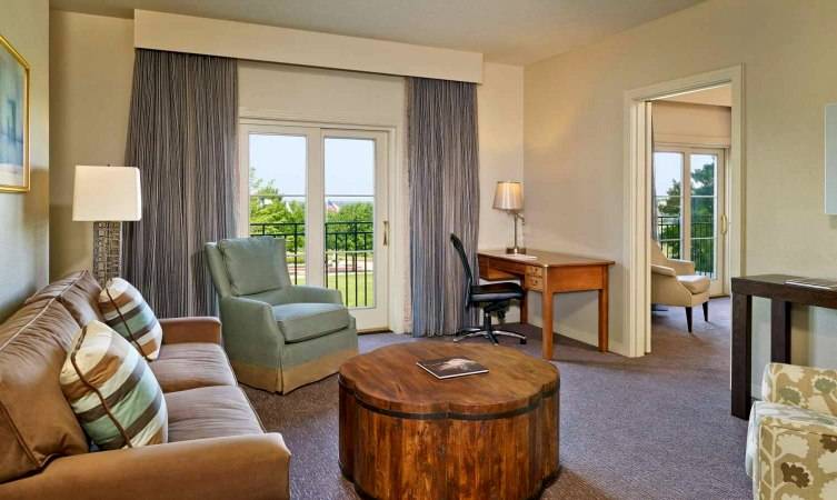Suites and rooms are Texas sized with expansive views of the grounds.
