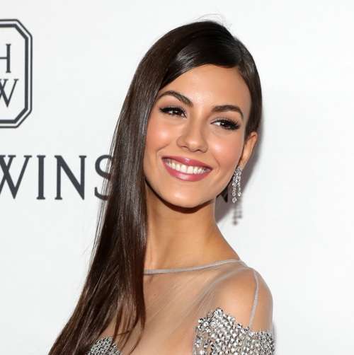 NEW YORK, NY - JUNE 09: Actress Victoria Justice arrives at the 7th Annual amfAR Inspiration Gala on June 9, 2016 in New York City. (Photo by Neilson Barnard/Getty Images for Harry Winston)