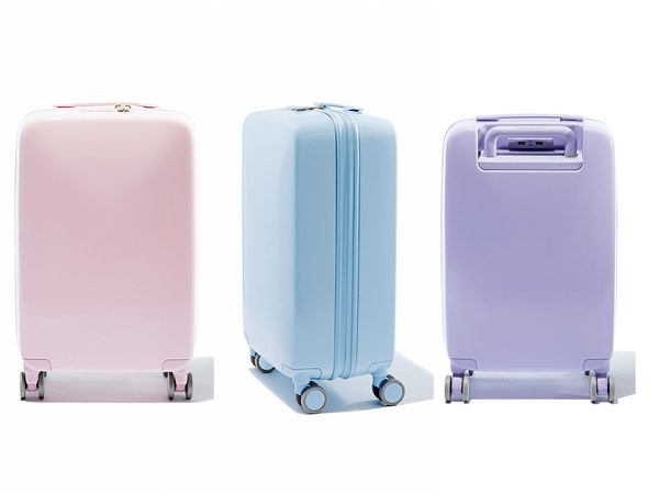 RADEN Carry On Light Pink Gloss  Light pink luggage, Light pink suitcase,  Pink luggage