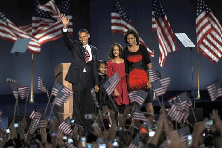 Michelle Obama wears Narciso Rodriguez on Election Night in 2008