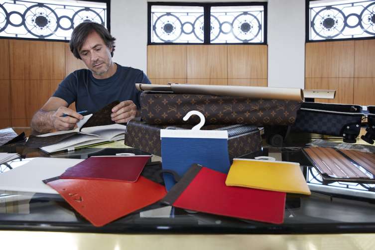 Marc Newson working on Louis Vuitton Rollers