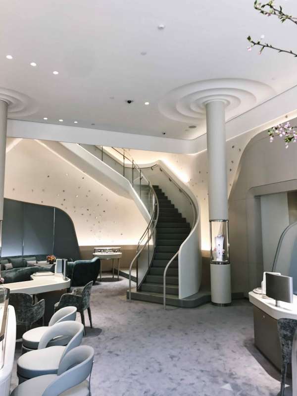 Van Cleef Boutique