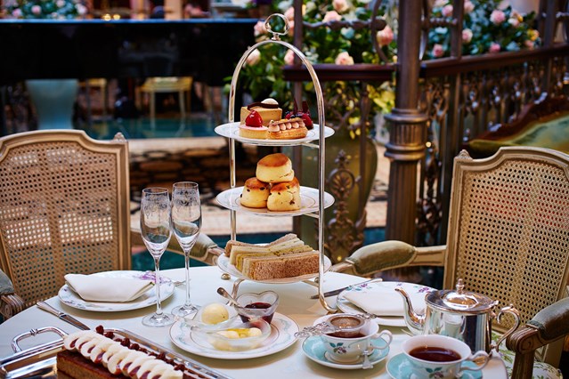 The-Savoy-Traditional-Afternoon-Tea-conde-nast-traveller-12aug16-pr_639x426-1