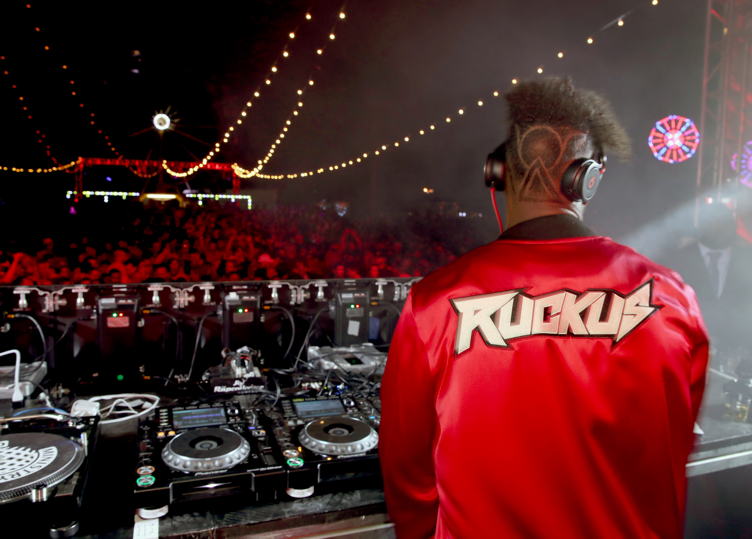 DJ Ruckus performs 