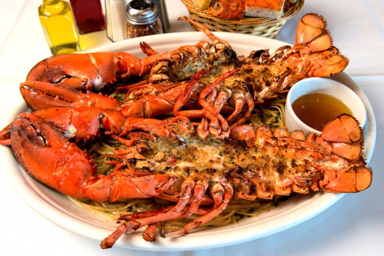 carmines the tasiet places to celebrate national lobster day haute living tita carra