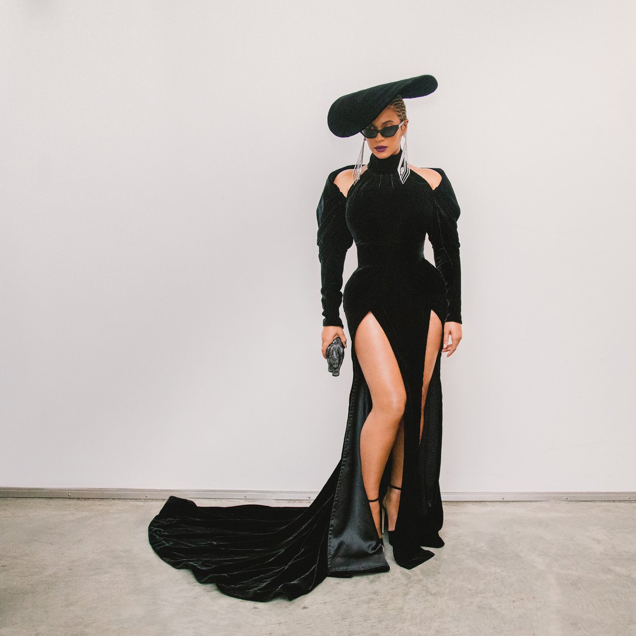 Designer Nicolas Jebran On Beyonce s Epic Grammys Dress