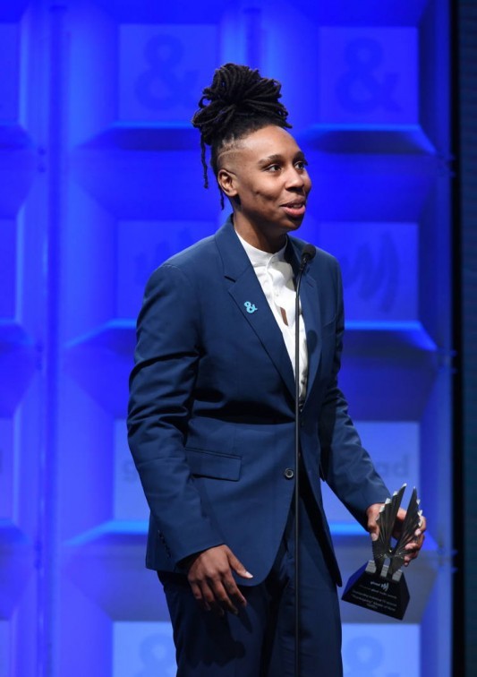 Lena Waithe accepts Outstanding Individual Epsiode for 'Master of None' 
