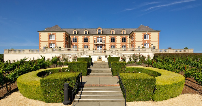2011_Front_Chateau_Stairs