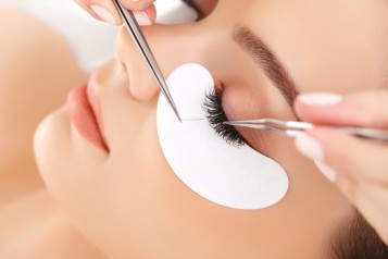 Lash Blast: Your Guide to Enviable Eyelash Extensions