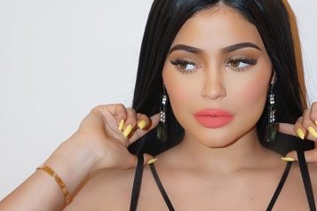 Kylie Cosmetics Beauty Brand to Reach $1 Billion in Five Years