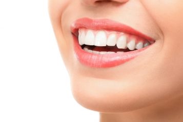 Dr. Randy L. Furshman: A Prettier Smile In Just One Dentist Visit? You Bet!