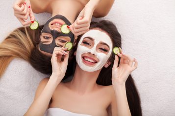 A,Picture,Of,Two,Girls,Friends,Relaxing,With,Facial,Masks