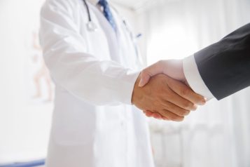 Doctors,And,Patients,To,Shake,Hands