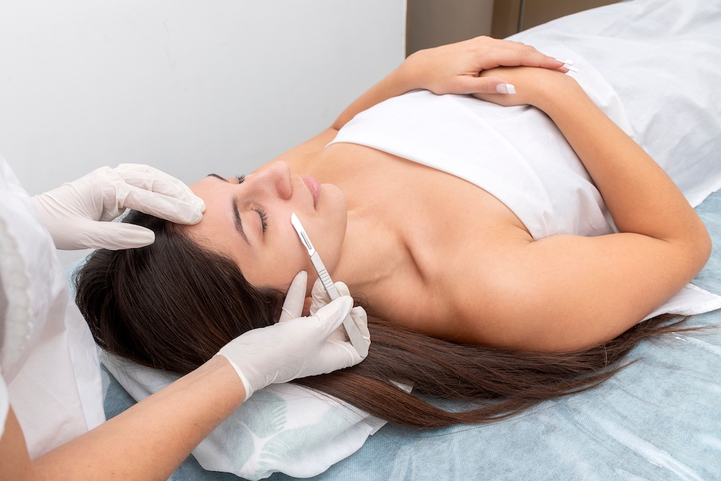 Four Skin-Sational Reasons Why You’ll Adore Dermaplaning