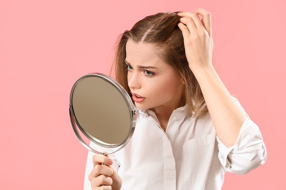 Understanding Women’s Hair Loss: Expert Insights and Non-Surgical Treatments with Dr. Ken Anderson