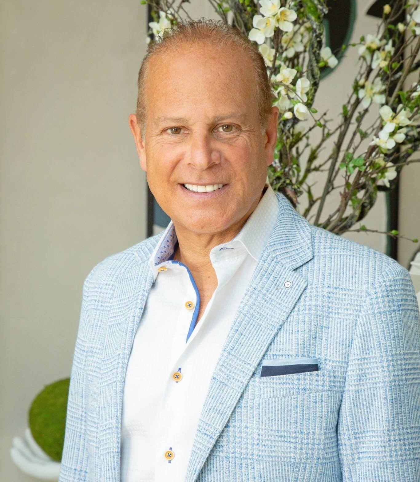 Dr. Stephen T. Greenberg