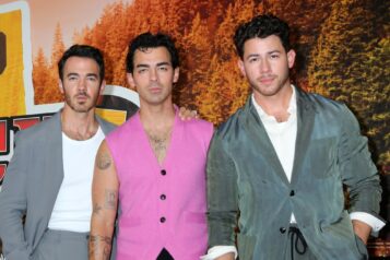 Los,Angeles,-,Aug,10:,Kevin,Jonas,,Joe,Jonas,,Nick