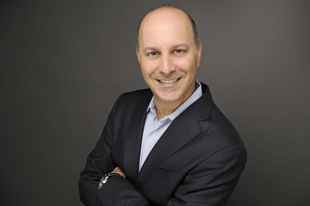 Robert Elias
