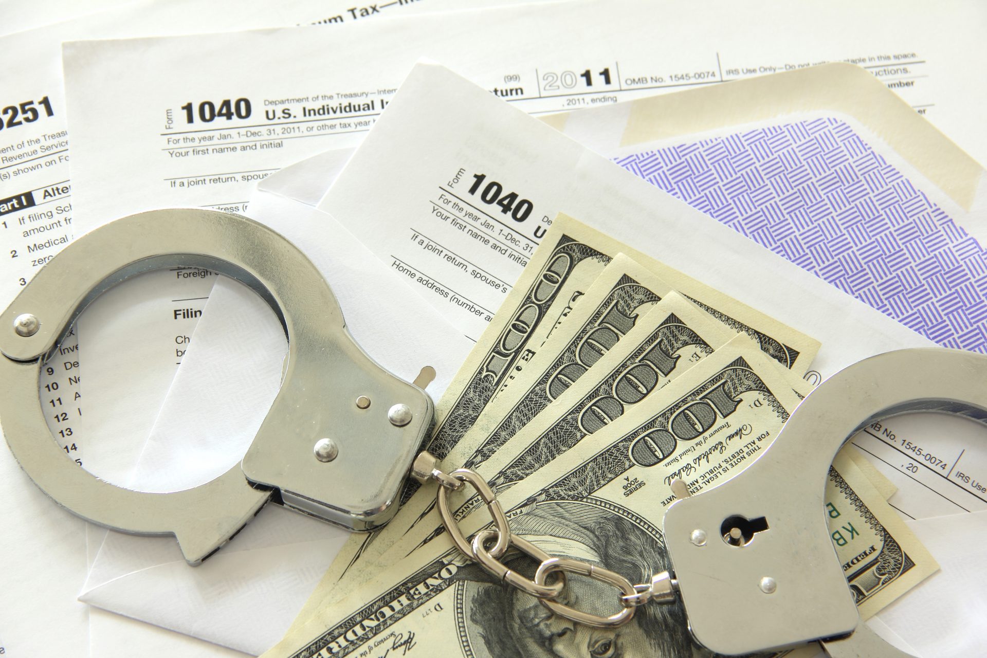 Legal Genius Defraud IRS