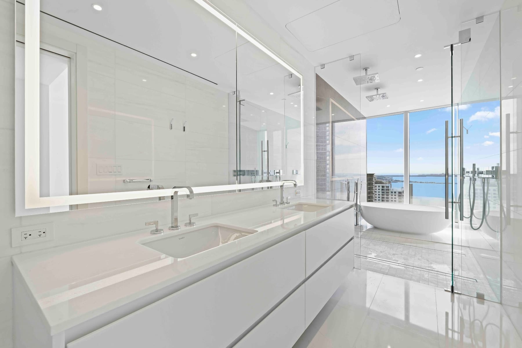 Aston Martin Residences Miami - Primary bathroom with dual vanity
