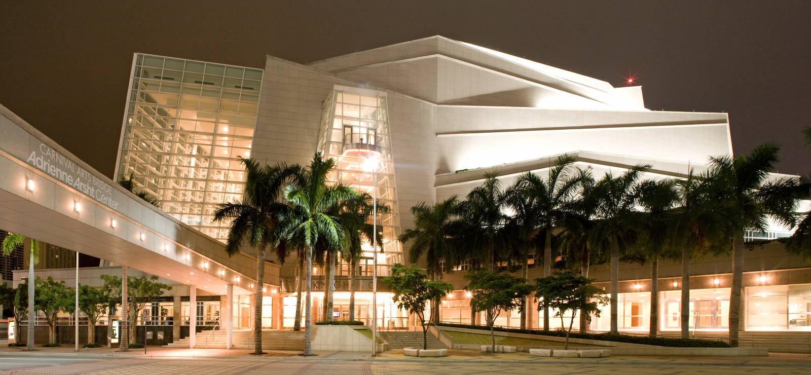 2-adrienne-arsht-center-photo-by-robin-hill