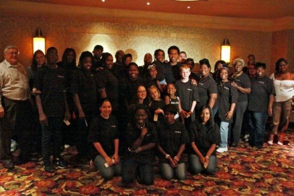 THE LION KING Derrick Williams with Broadway in the Hood Group Photo, Las Vegas 09.18.10