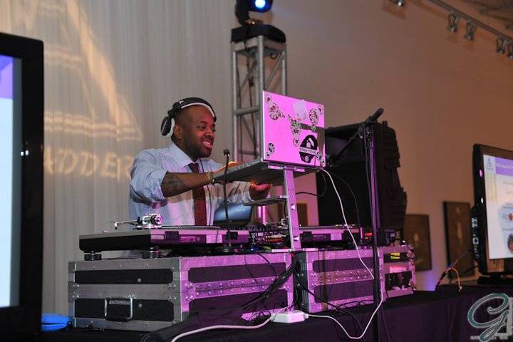 Jermaine Dupree at DJ booth