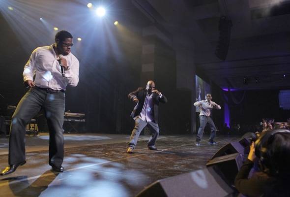 Boyz II Men Perform at MJCI Celebration, Las Vegas