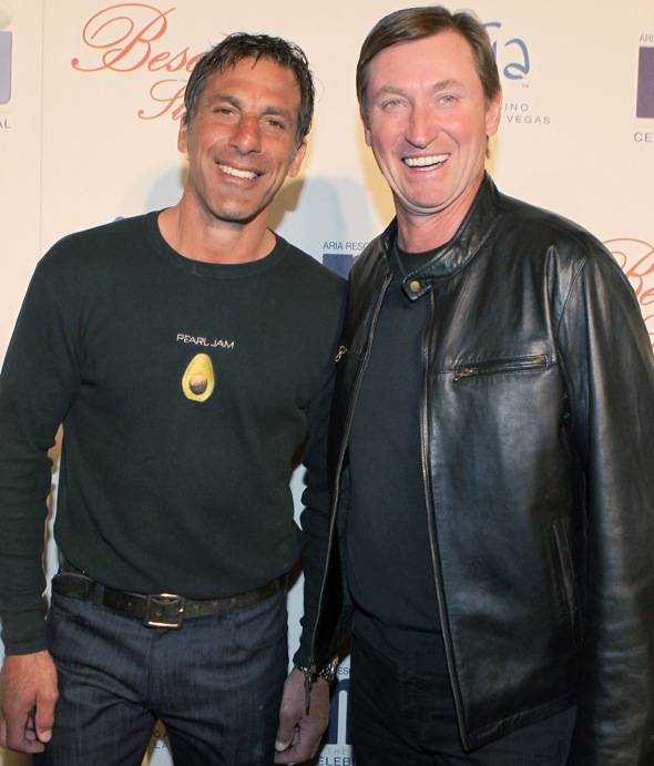 Chris Chelios and Wayne Gretzky at BESO for MJCI, Las Vegas