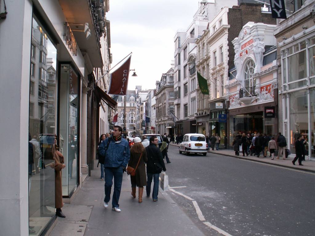 London's Bond St and Paris’ Avenue Montaigne are the Top Streets in