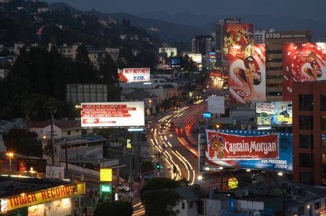 West_Hollywood_CA-The_Sunset_Strip_at_Night