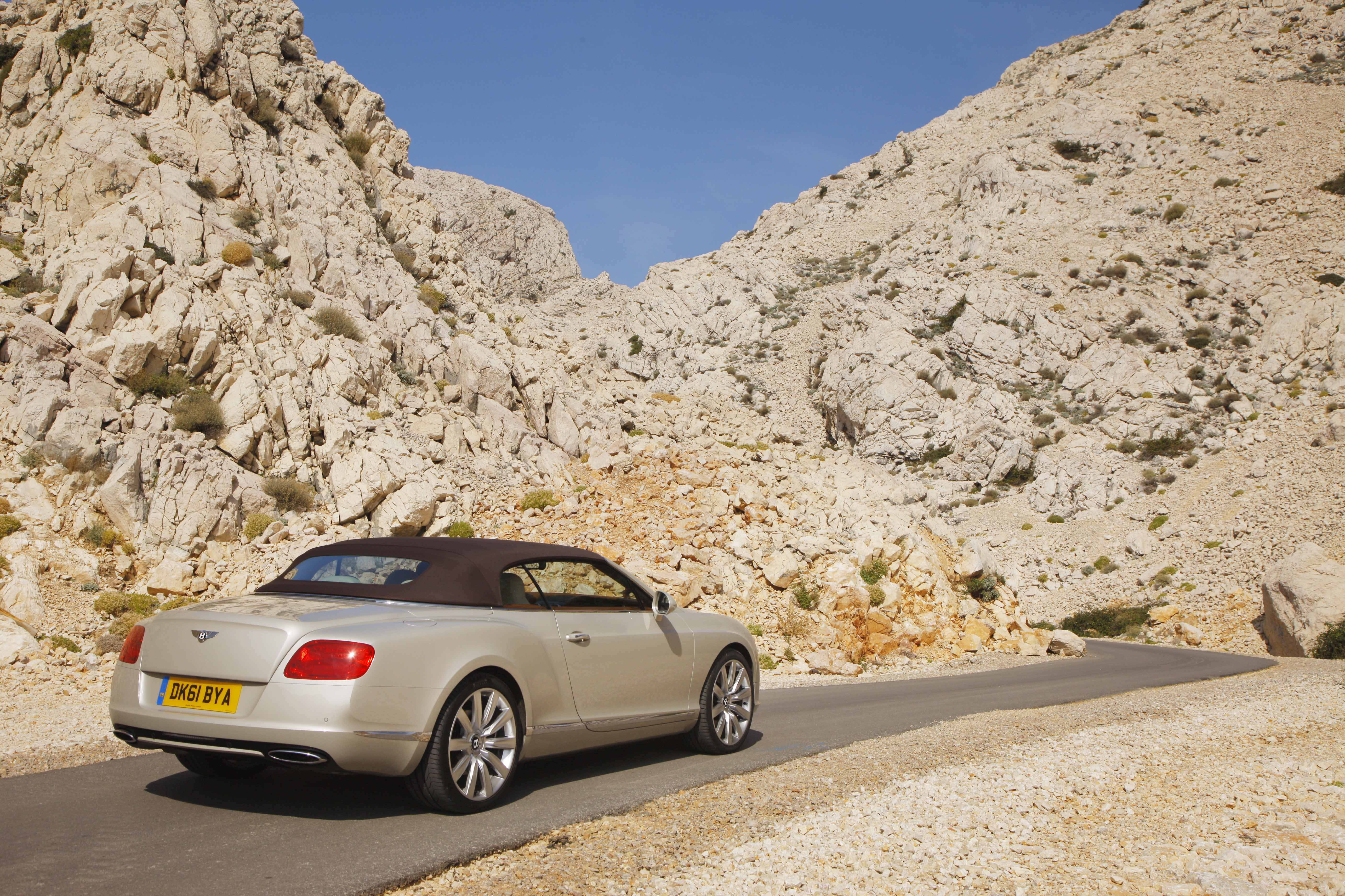 2012_Bentley_Continental_GTC_Test_Drive_Croatia...003