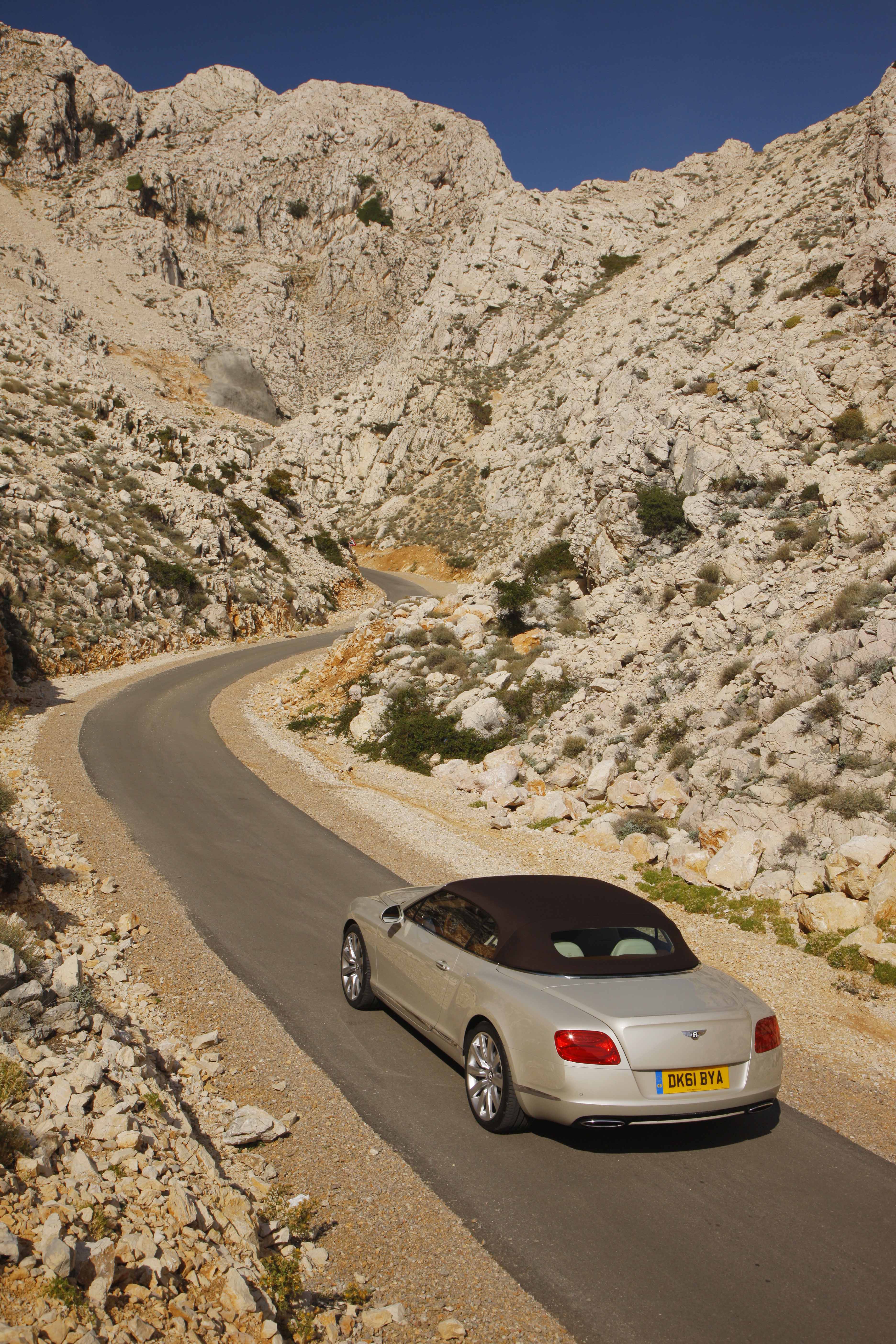 2012_Bentley_Continental_GTC_Test_Drive_Croatia...004