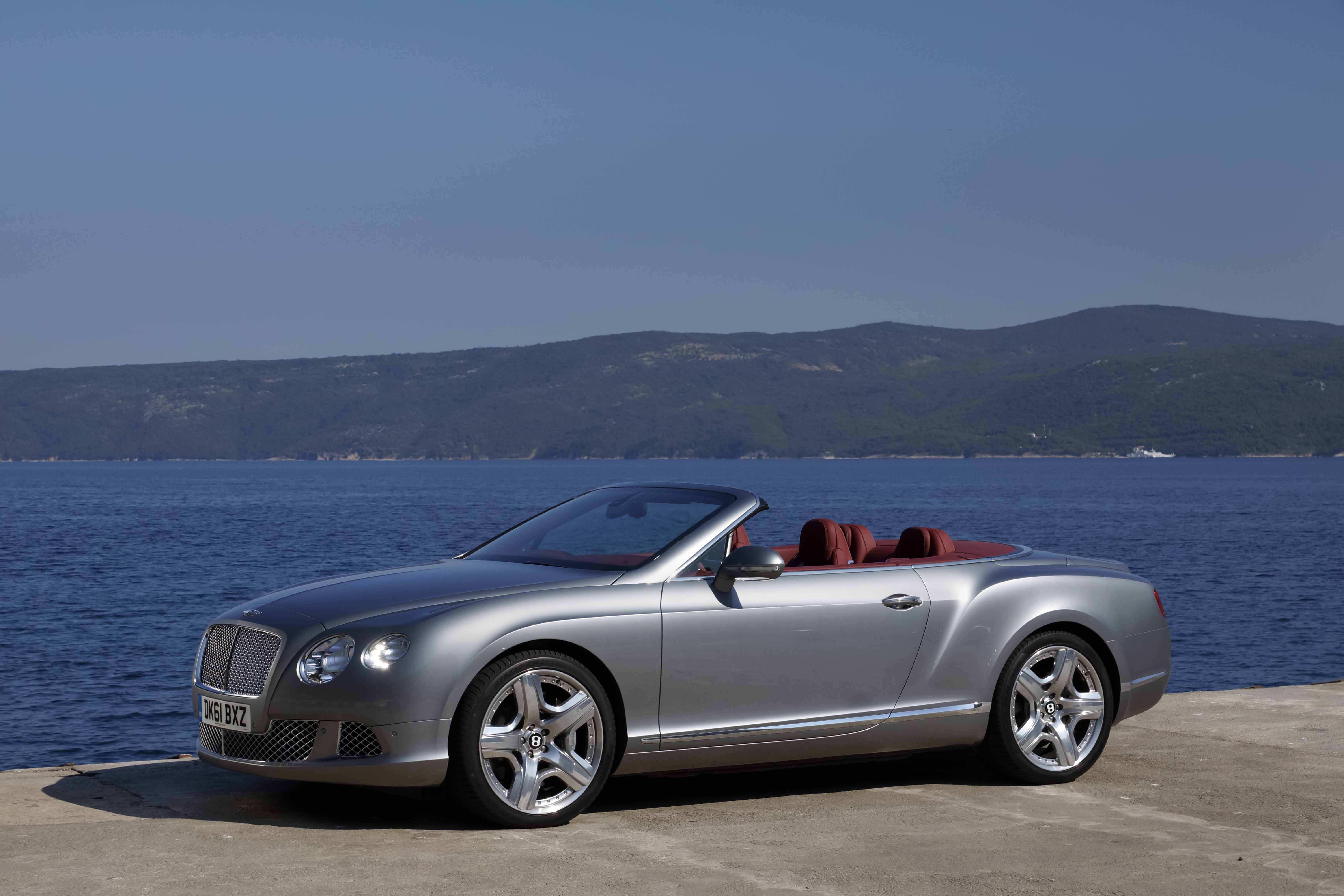 2012_Bentley_Continental_GTC_Test_Drive_Croatia...037