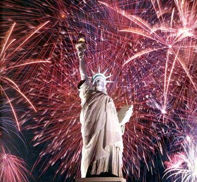 Statue-of-Liberty-Fireworks