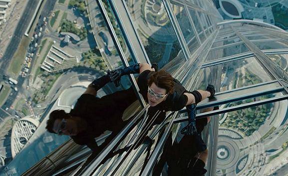Mission-Impossible-Ghost-Protocol-Tom-Cruise-6-29-11DH