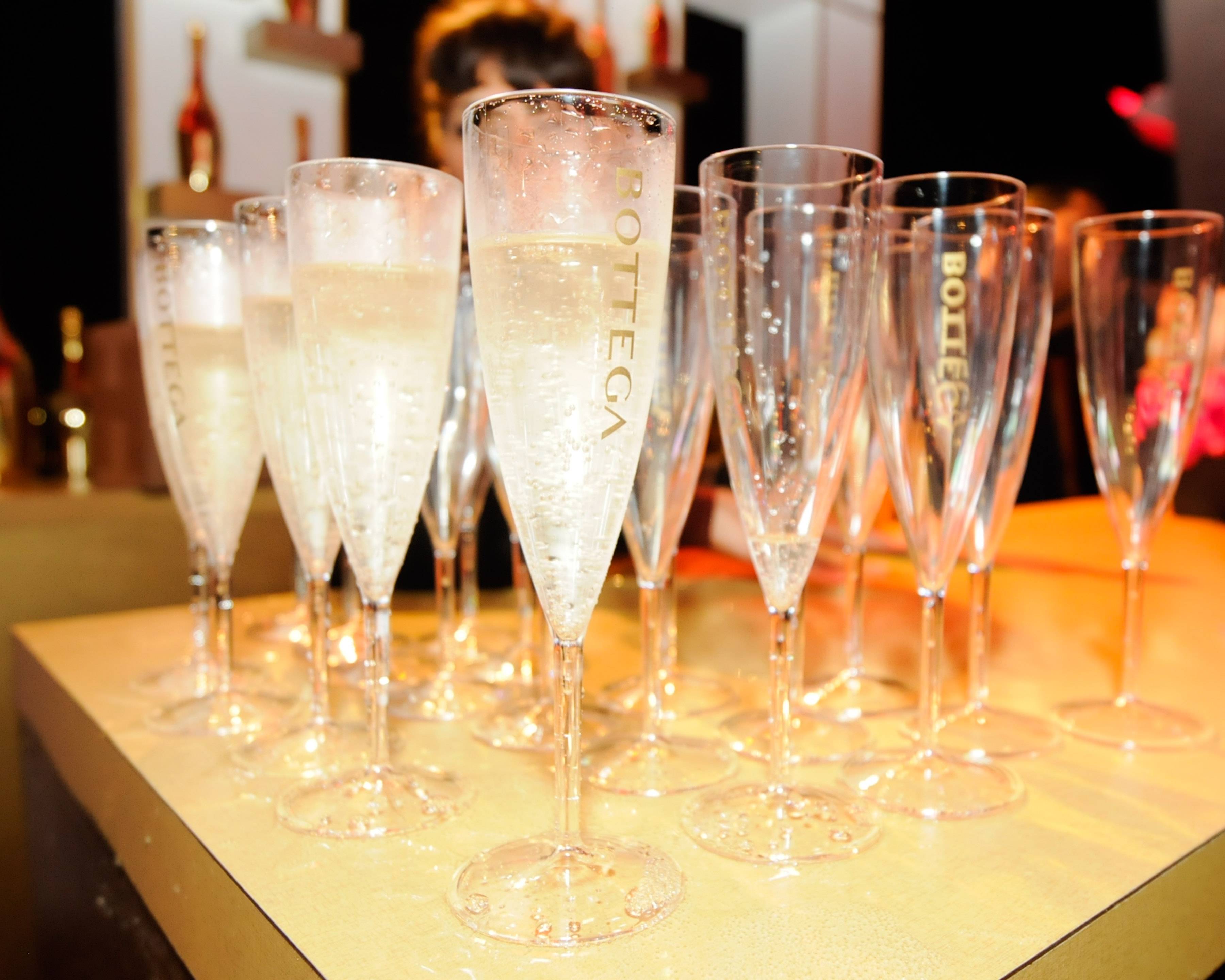 SoBe WFF: Epicure Gourmet Market Presents Party Impossible Hosted by Robert Irvine