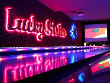 lucky-strike-bowling-380